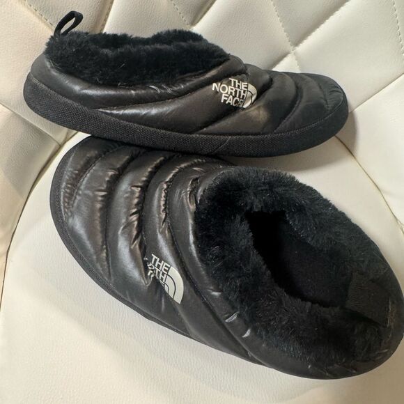 The North Face Black Nuptse Quilted Mules-small women’s, NWOT - Picture 1 of 6